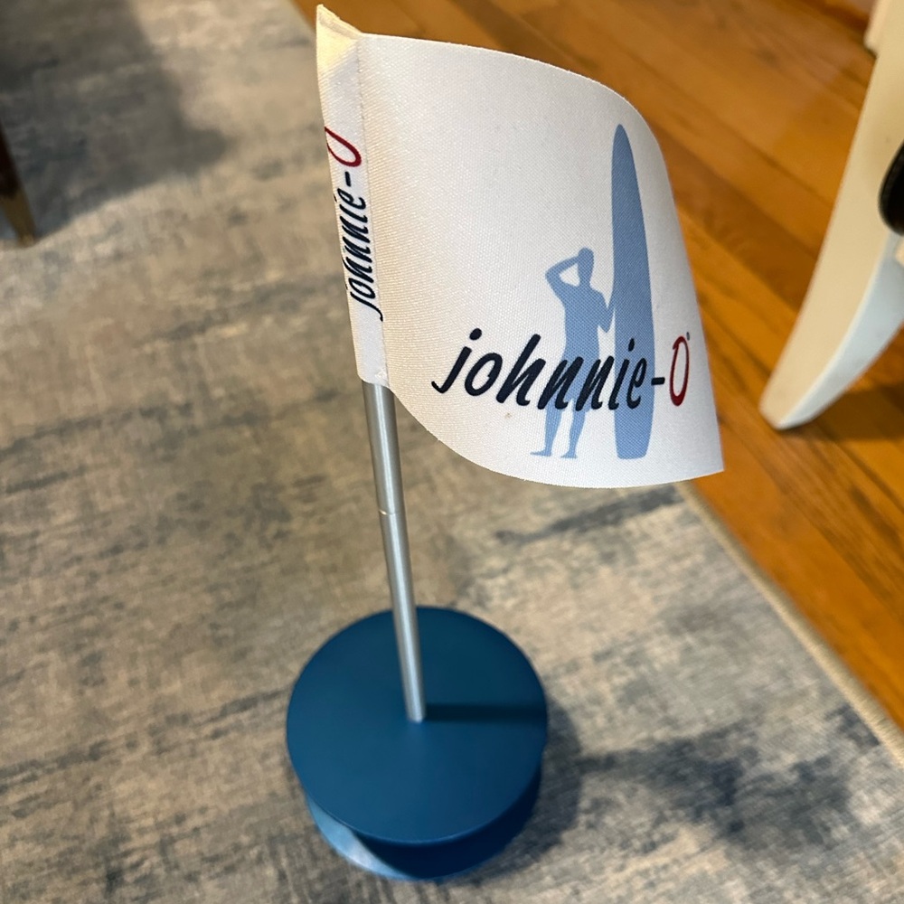 johnnie-O At Home / Office Golf Putting Cup
